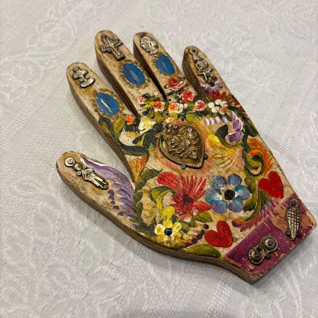 ハンドモチーフ　オブジェ　置き物　メキシコ