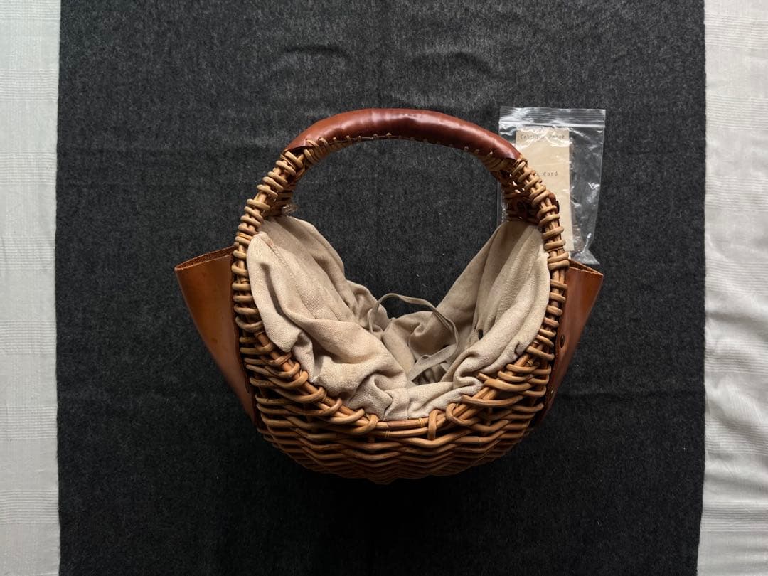 【最終お値下げ】エバゴス　eb.a.gos かごバッグ