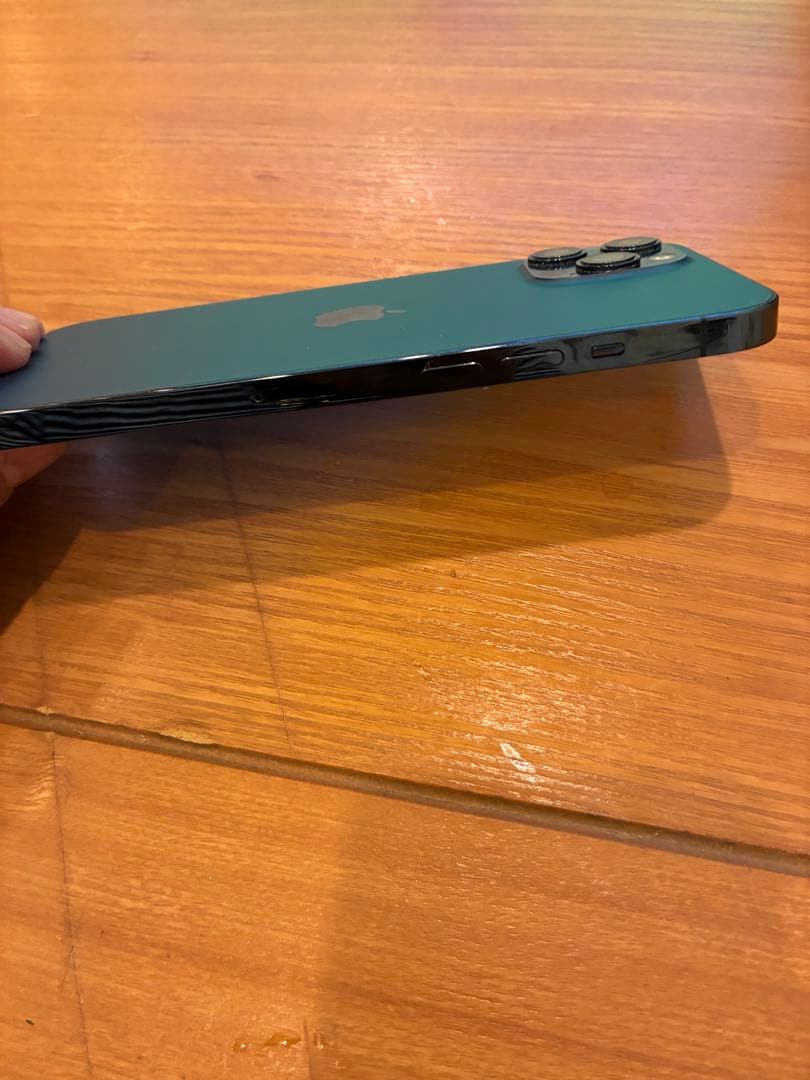 iPhone 12 Pro Max パシフィックブルー