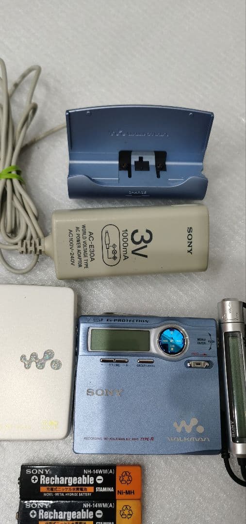 SONY MD WALKMAN MZ-R910 ブルー MZ-EH50 ホワイト