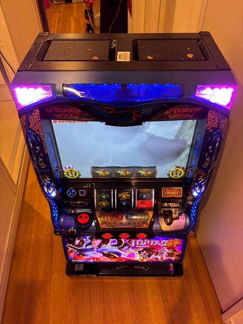 パチスロ　バジリスク絆　実機 ユニバロゴ残ってる希少性