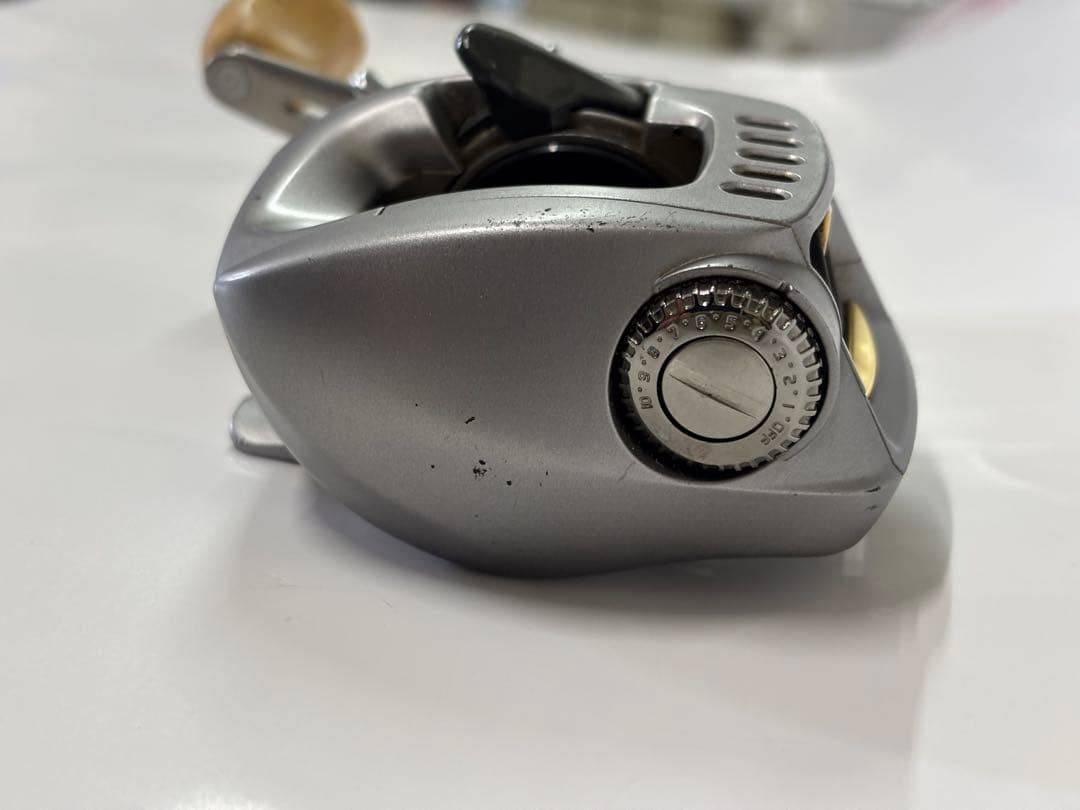 ダイワ　TD-Z 103HL ベイトリール