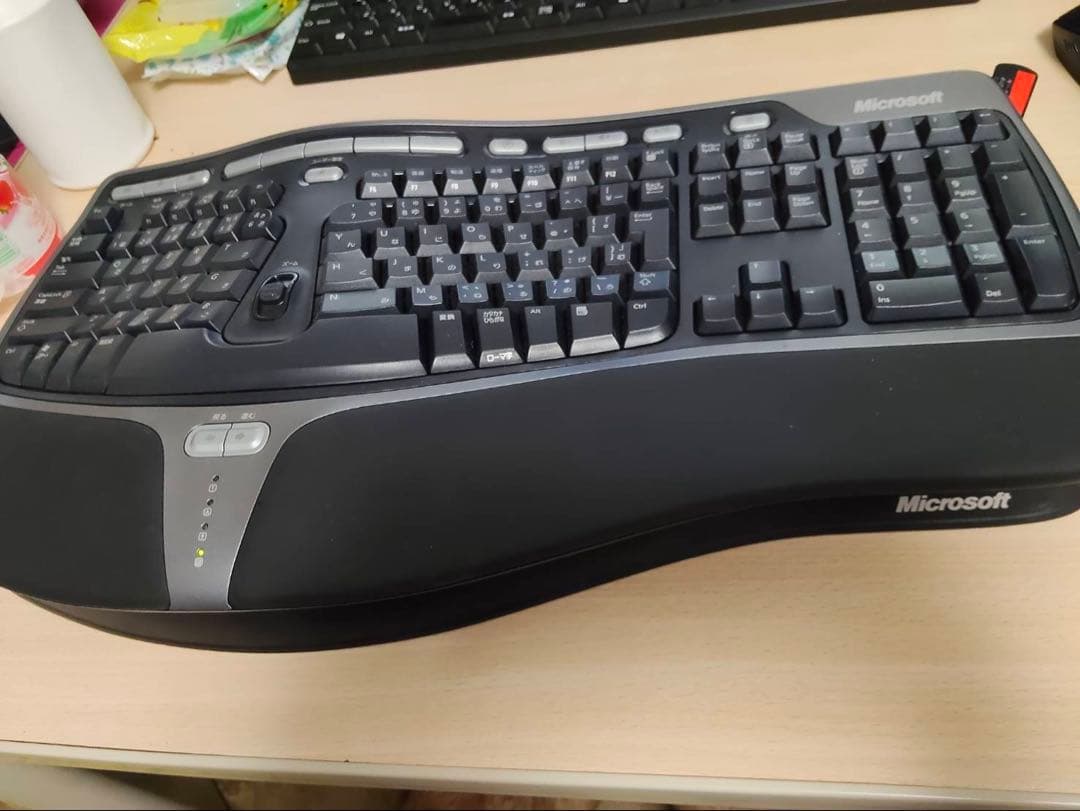 美品 マイクロソフト エルゴノミックキーボード 4000