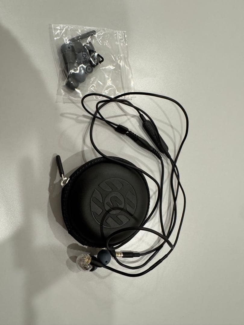 【ほぼ未使用】SHURE AONIC 215 クリア