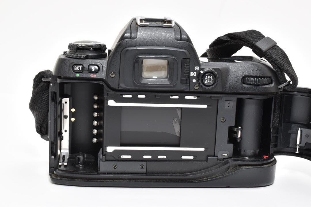 超美品 NIKON ニコン F80 フィルムカメラ モルト良好 M482