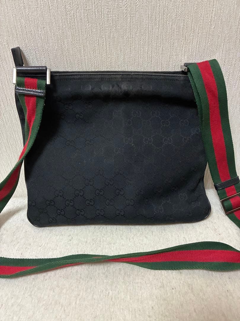 GUCCIグッチGGキャンバスBK ショルダーバッグ斜めがけ 保存袋付