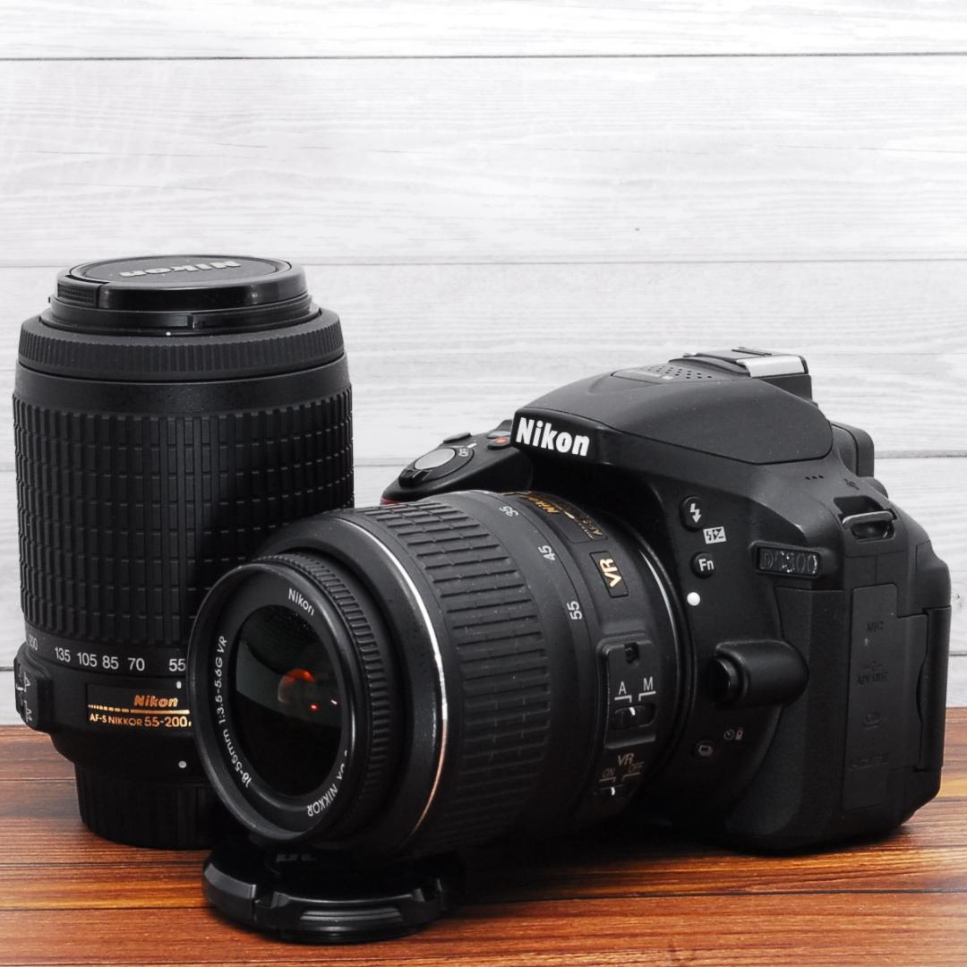 使用回数少な目 Wi-Fi搭載機 Nikon D5300 ダブルレンズセット