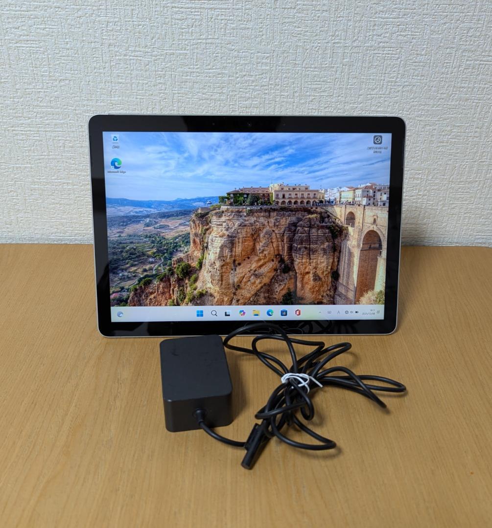 【訳あり特価】Surface Go2 メモリ8GB／SSD128GB