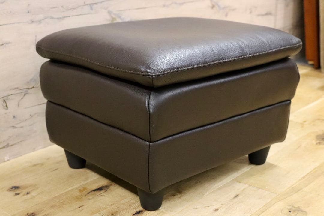 GMHK403○IDC大塚家具 オースチン オットマン フットスツール 総革