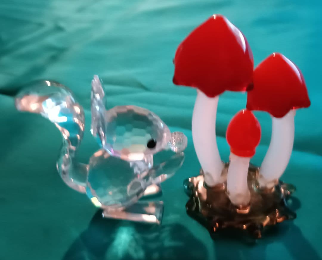 スワロフスキー　SWAROVSKI　動物シリーズ　リス　置物　インテリア