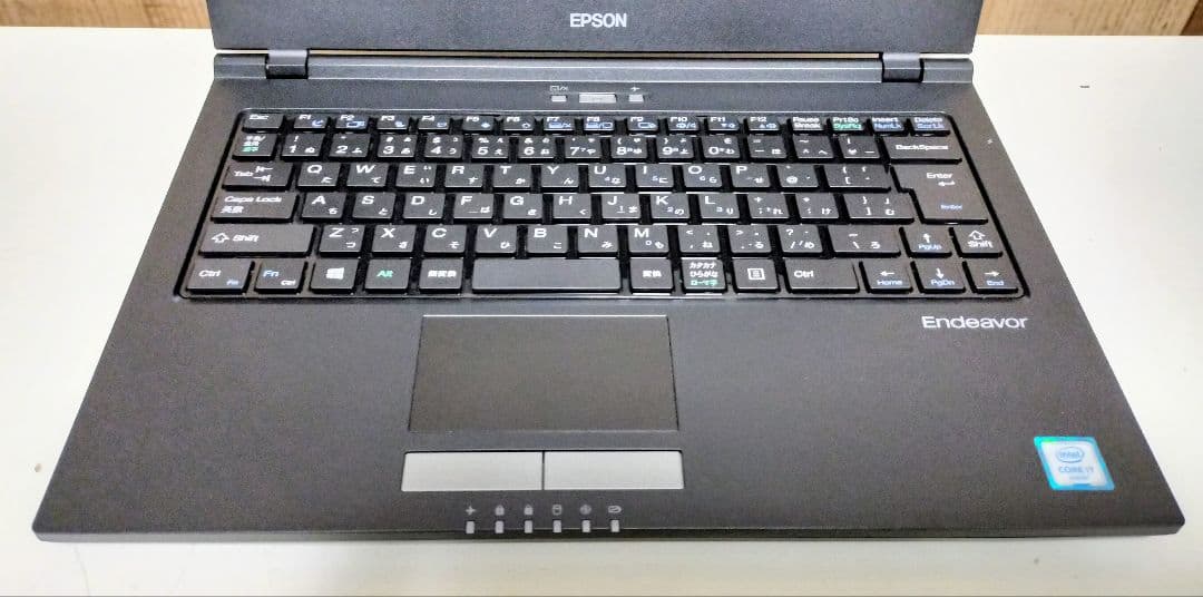 EPSON Corei7 メモリ8GB SSD240GB イヤホン付き