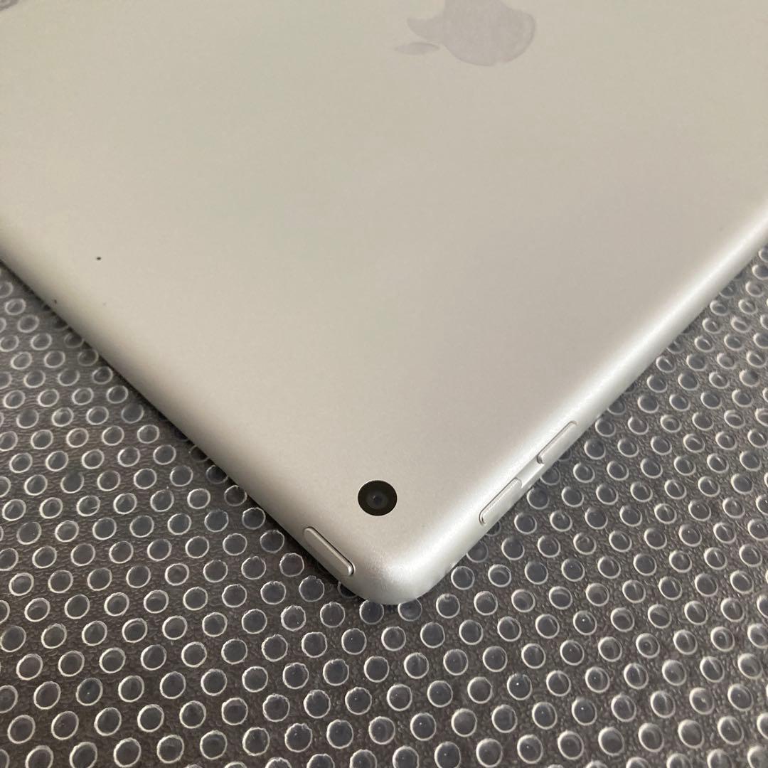 841【早い者勝ち】電池ほぼ新品☆iPad6 第6世代 32GB WIFIモデル
