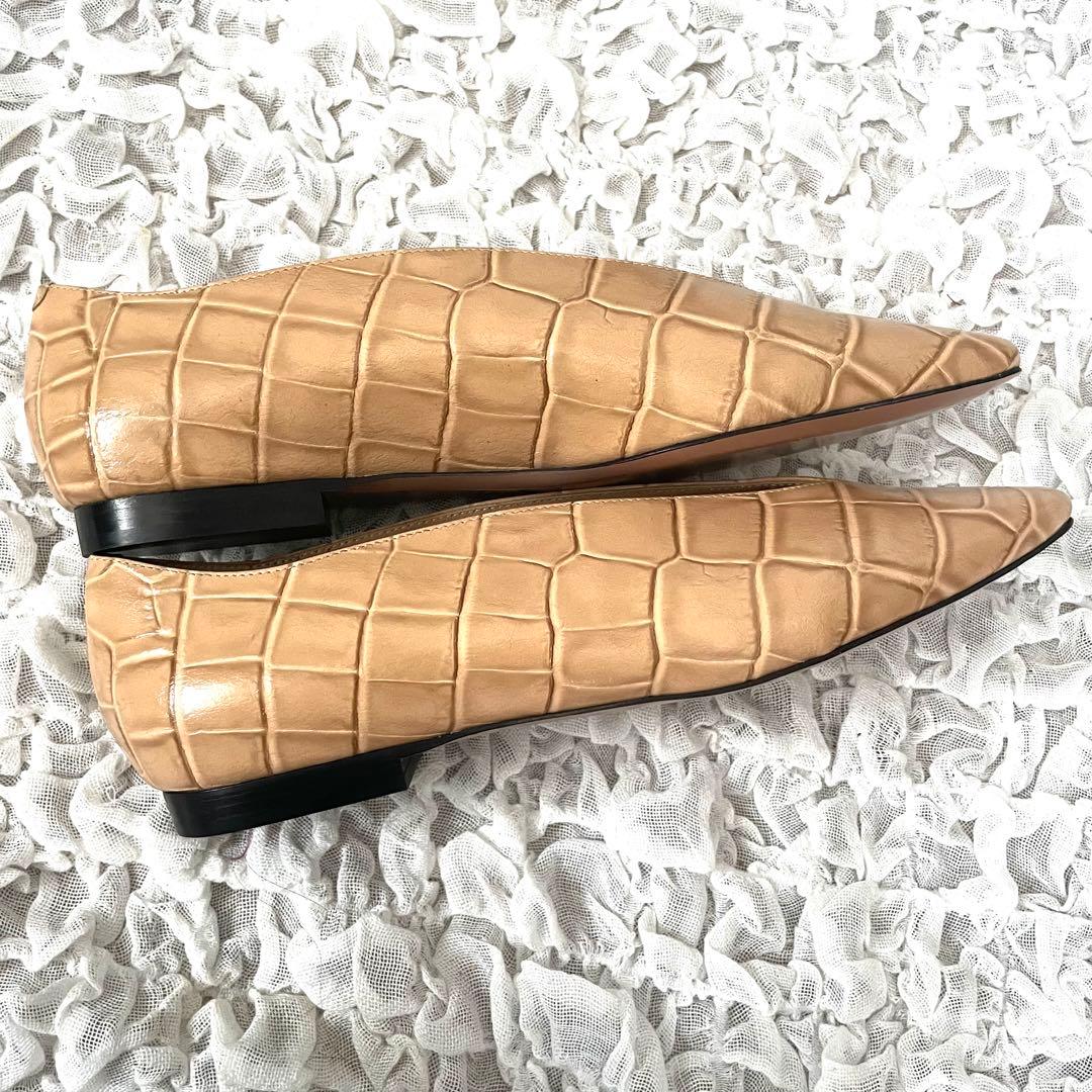 極美品　ペリーコ ポインテットトゥネビ パンプス クロコ型押し レザー