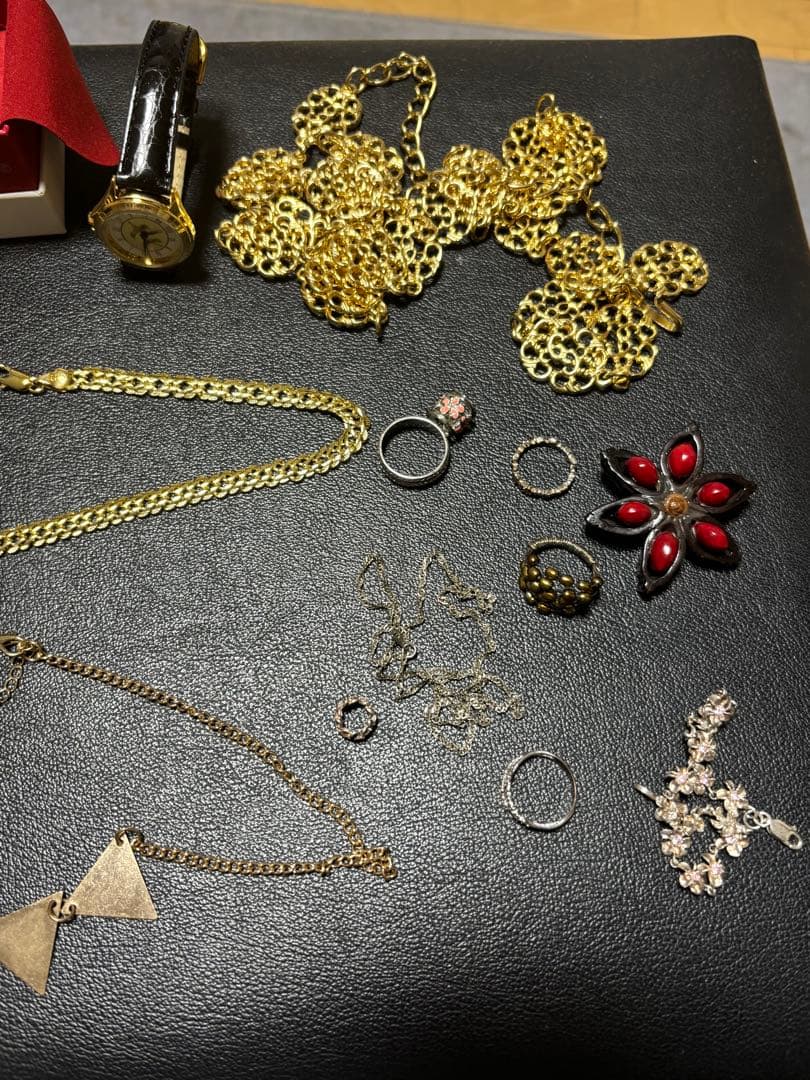 ピ*ラ様 遺品整理　ゴールドアクセサリーセット　750刻印