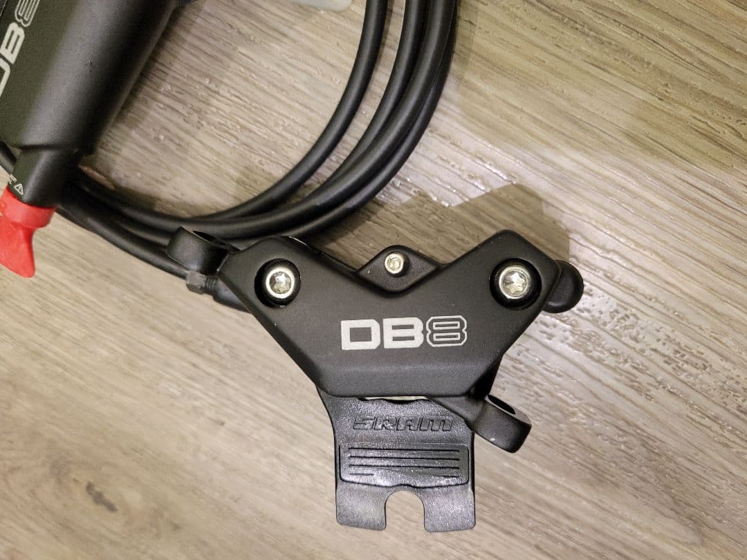SRAM DB8 4ピストン ディスクブレーキセット