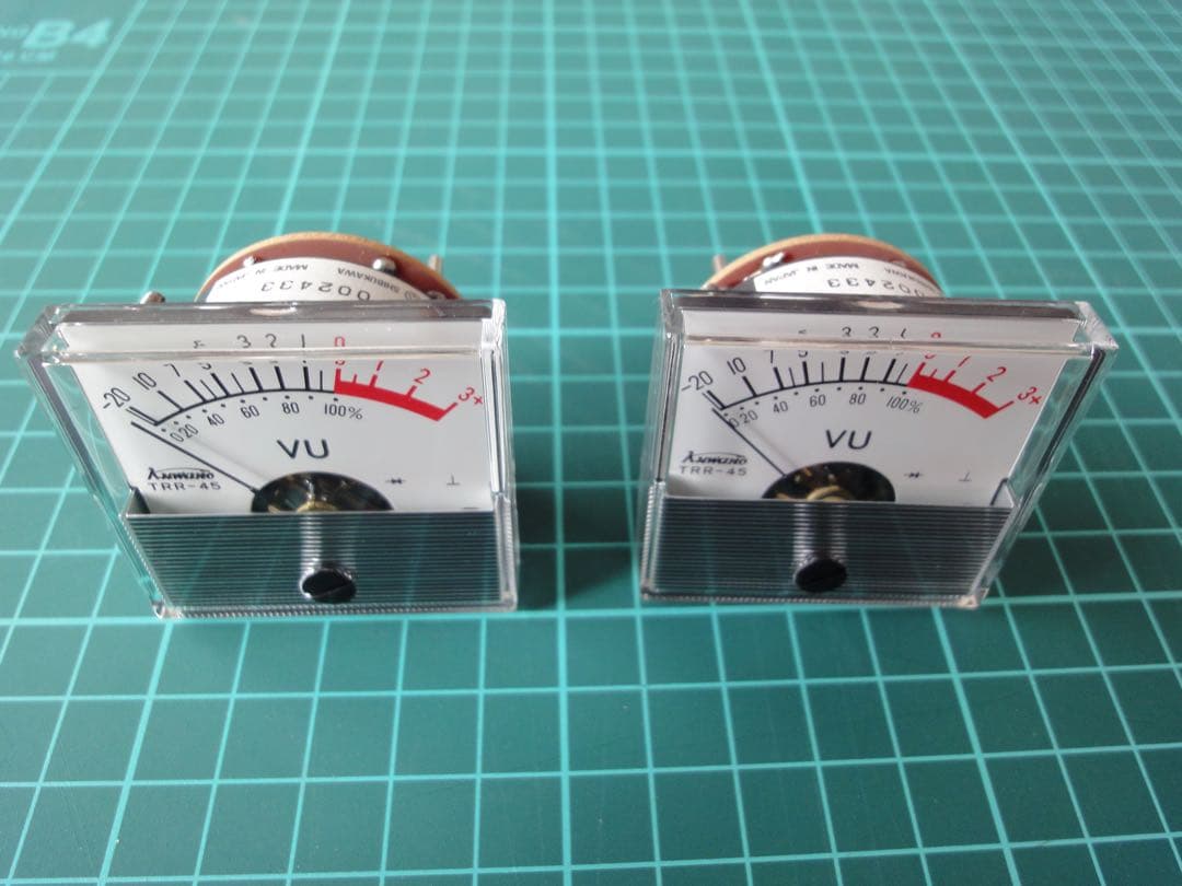 自作ステレオVUメーター189号機　桑野電機 TRR-45（新品未使用）
