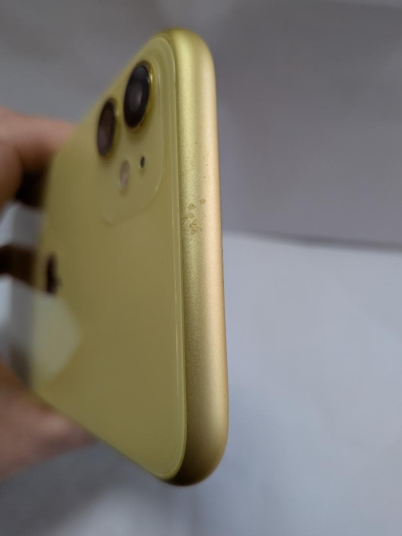 iPhone 11 イエロー 64GB 本体 シムフリー