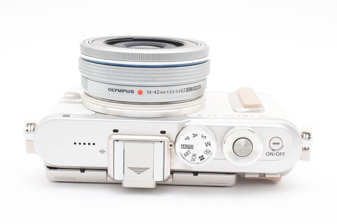 【美品】オリンパス OLYMPUS PEN E-PL8 ダブルズームキット