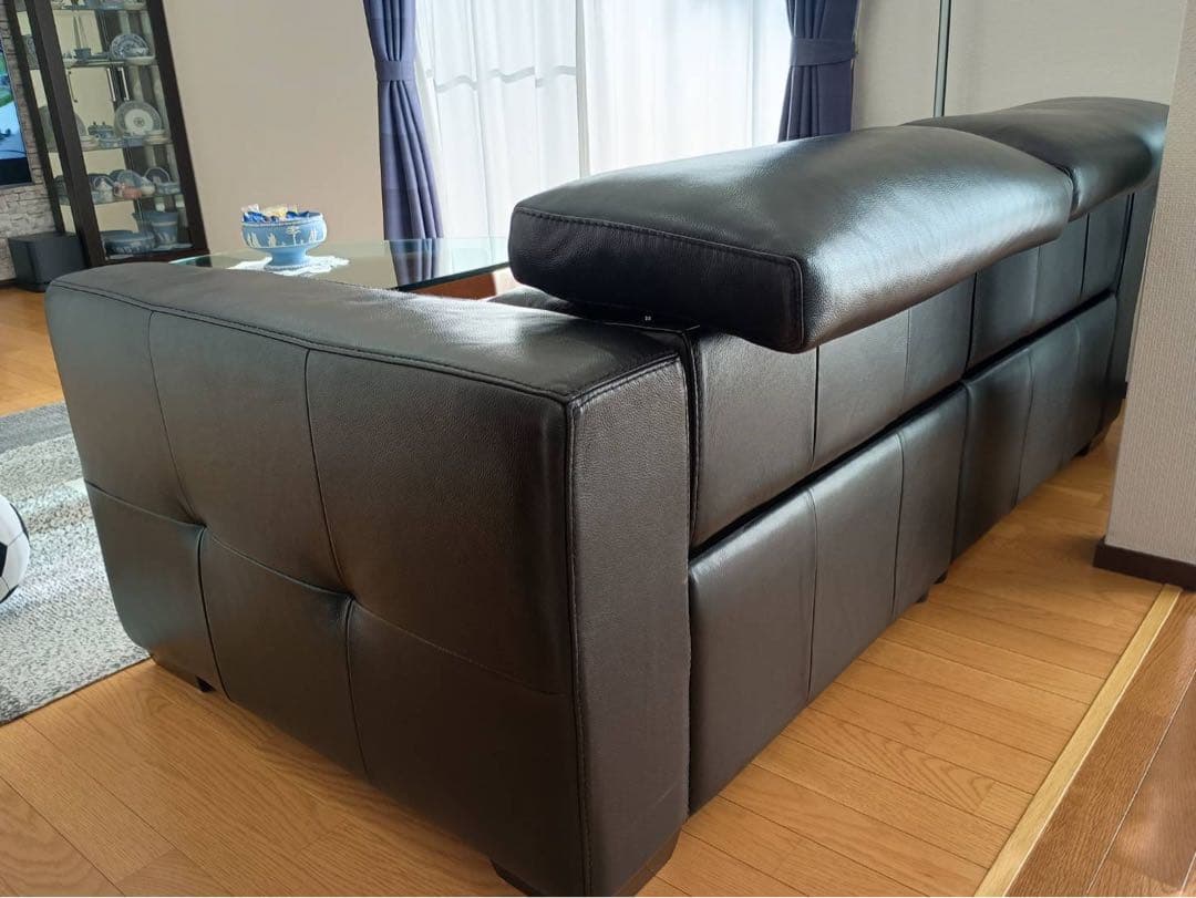 【美品】IDC大塚家具　高級革張りソファー 電動リクライニング