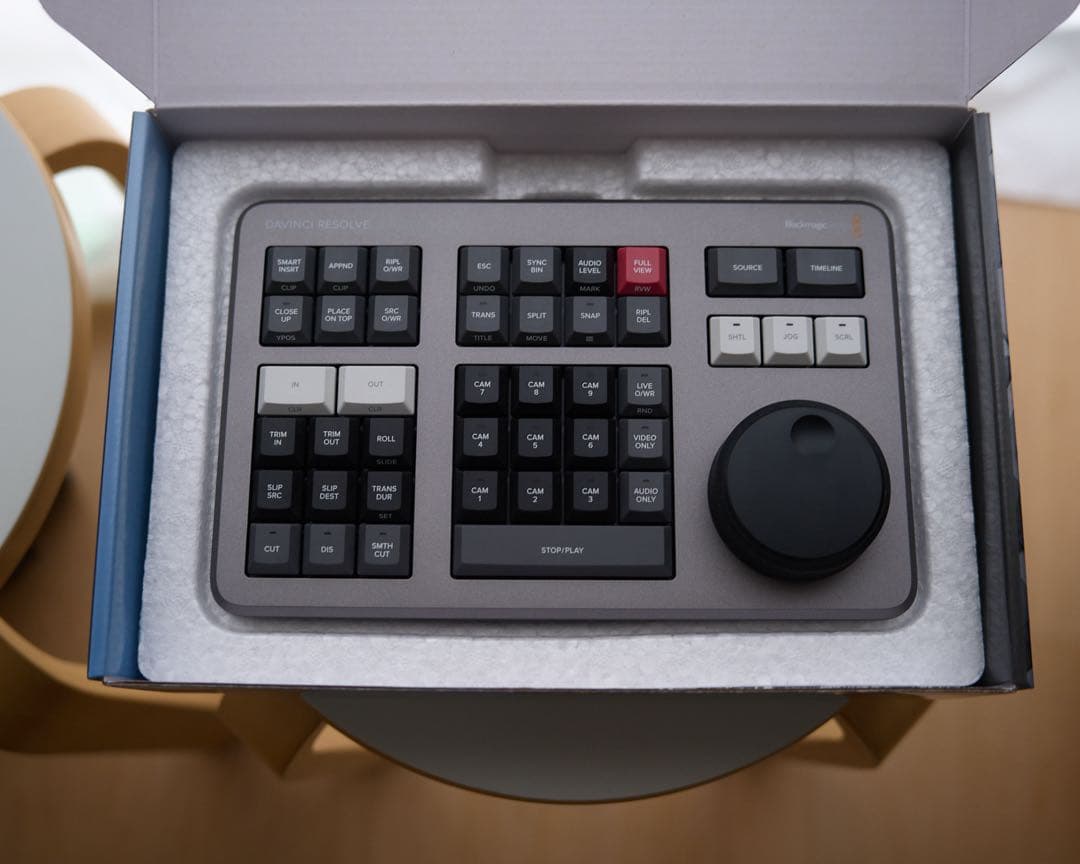 DaVinci Resolve Speed Editor (ライセンス付き)