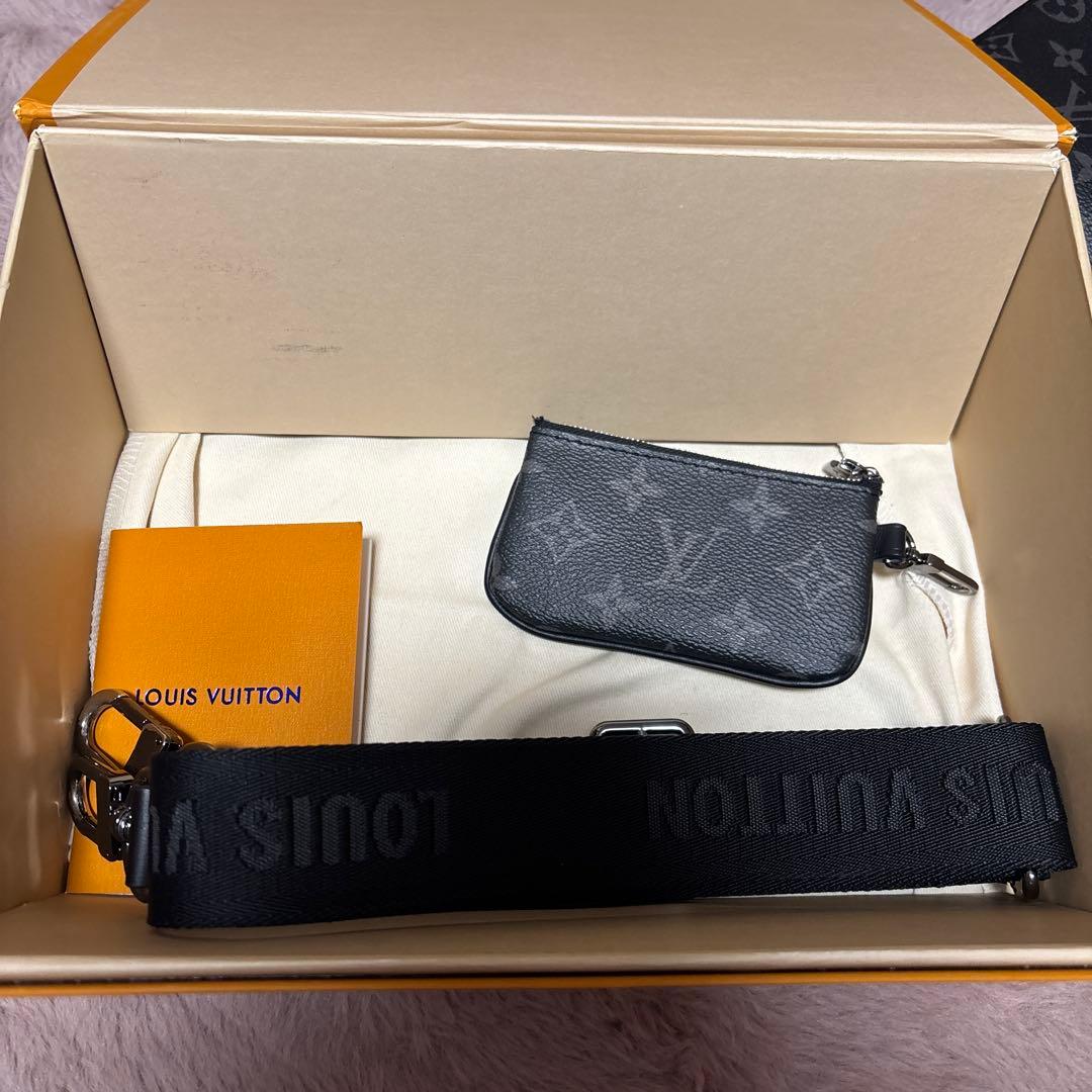 LOUIS VUITTON ブラック ショルダーバッグ