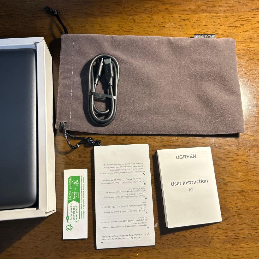 UGREEN 25000mAh 145W モバイルバッテリー