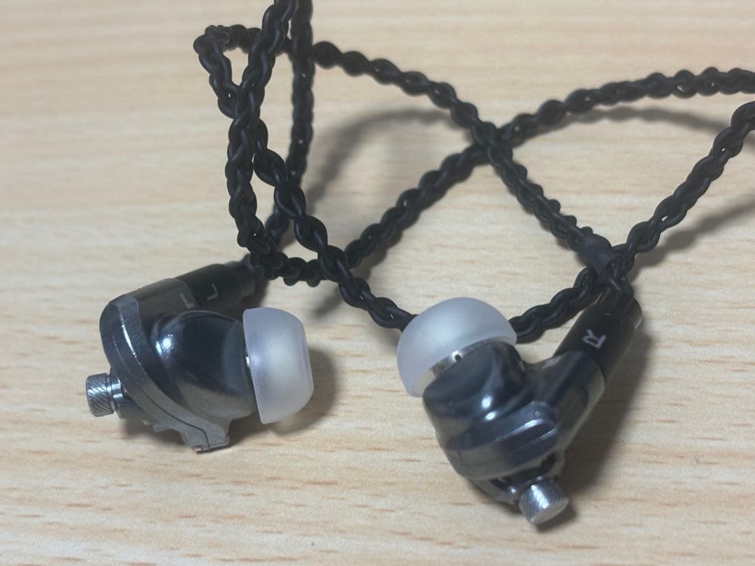 イヤホン acoustune hs1697ti