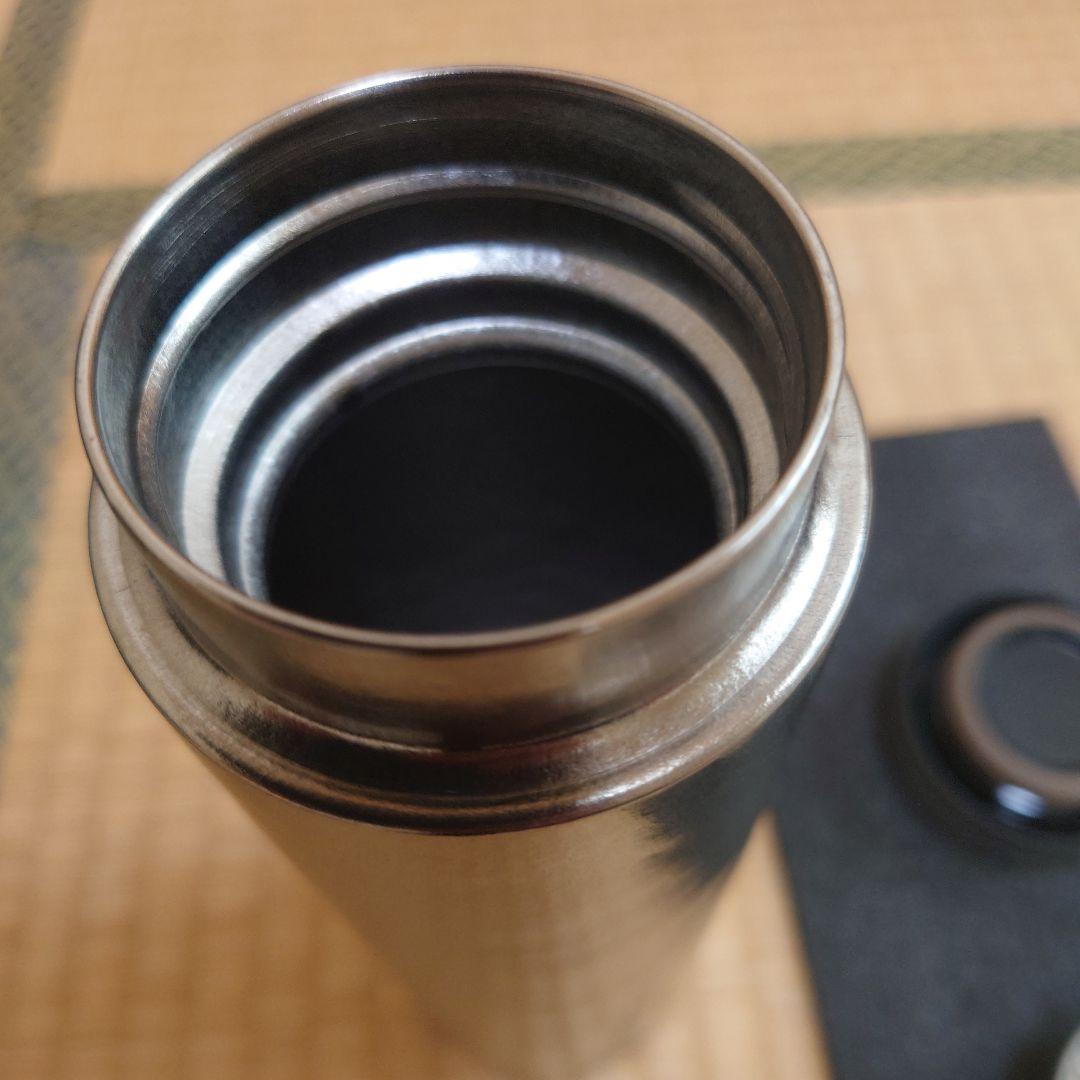 純チタン製真空ボトル「TITANBLUE」