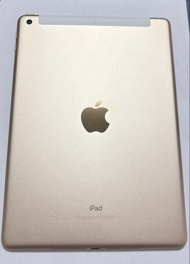 M*様 Apple iPad◆第5世代Wi-Fi+Cellular 128GB/