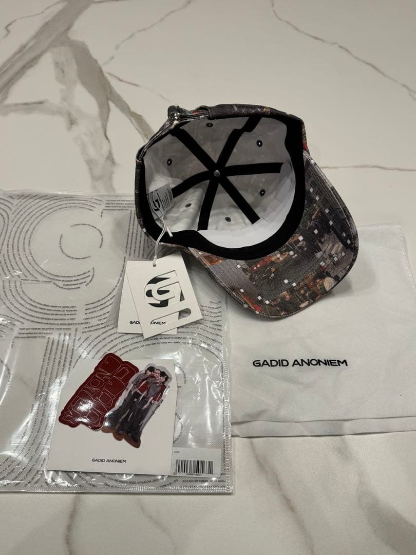 Gadid anoniem ebbe キャップ