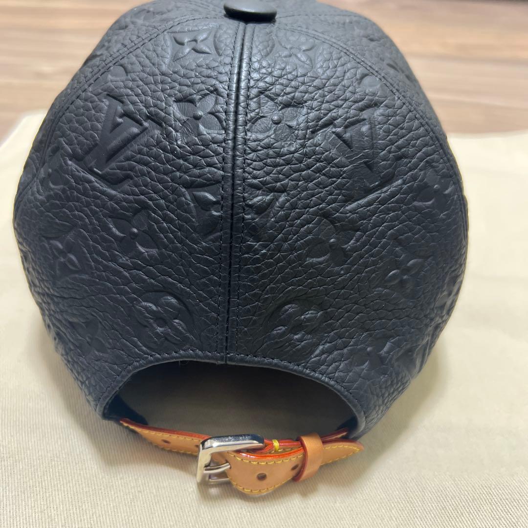 ルイヴィトン レザー モノグラム キャップ 黒 60 美品　値引き可