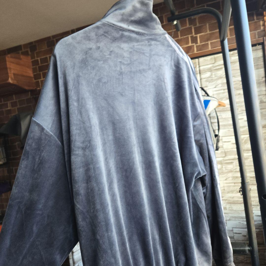 adidas originalsファイヤーバード トラックトップ ベロア