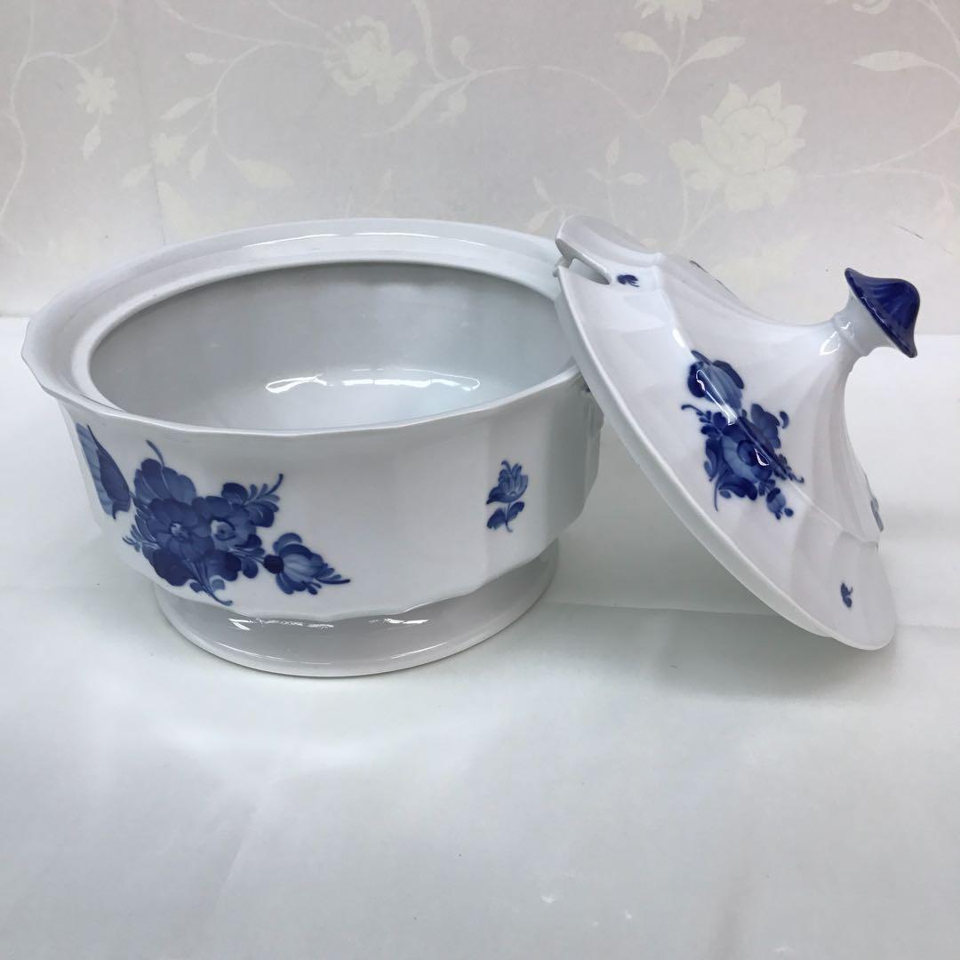 希少 新品ロイヤルコペンハーゲン ブルーフラワー蓋つきスープチューリン 廃盤