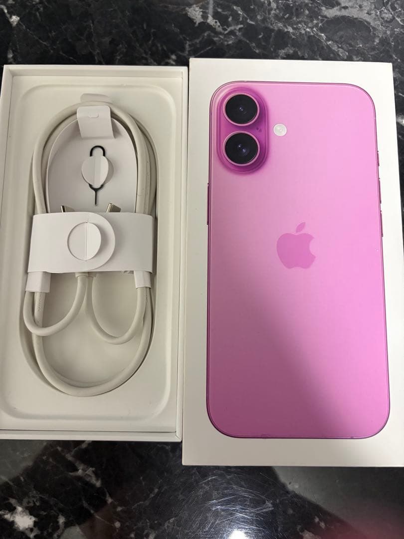 I*e様 Apple iPhone16 128GB 本体ピンク