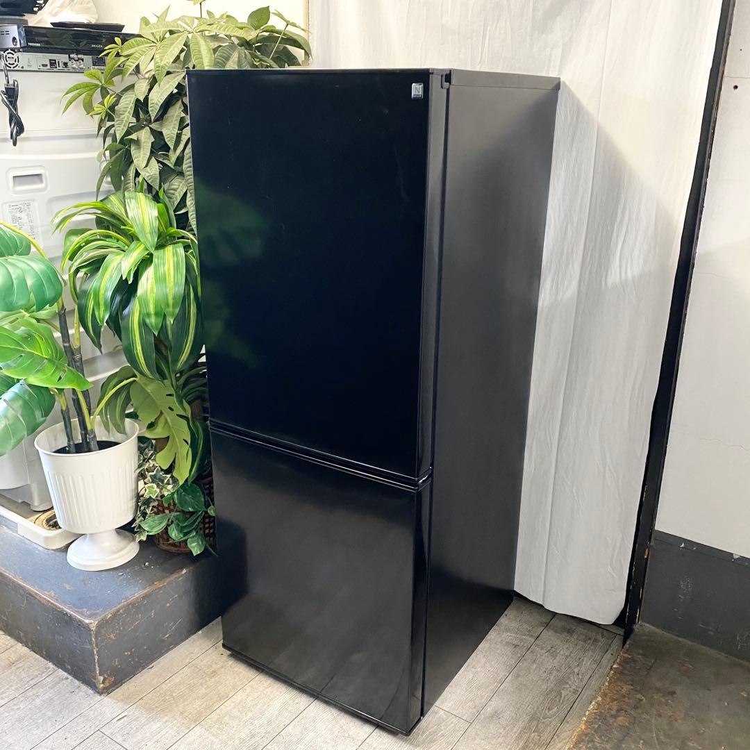 シンプルなブラックがカッコいい！今、品薄ニトリ！2ドア冷凍冷蔵庫140L
