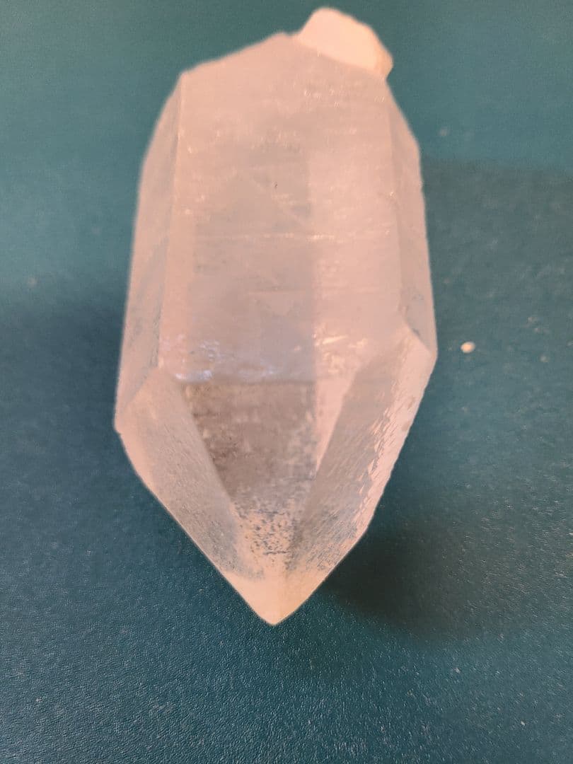 トライゴーニック　水晶