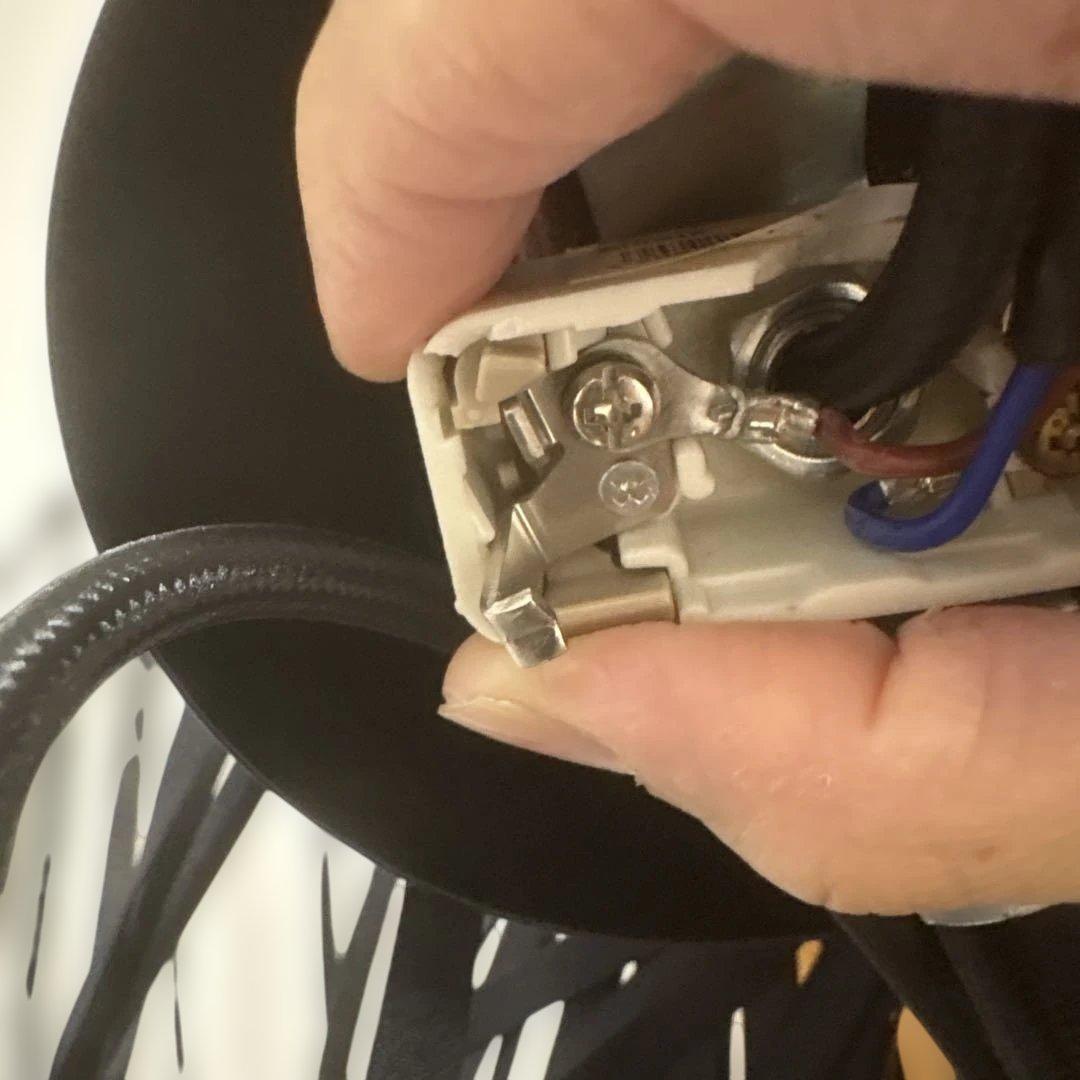 ベルティゴ　ペンダントライト ブラック　170センチ