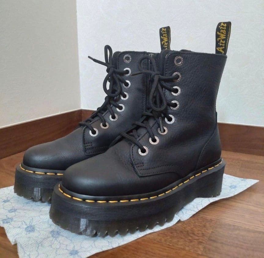 ドクターマーチン　JADON 3 PISAレザー　UK3