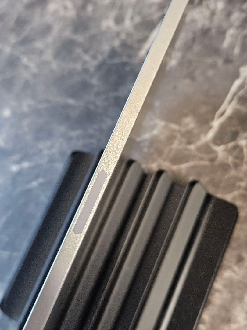 iPad Pro 12.9インチ M1チップ（第5世代）シルバー 128GB