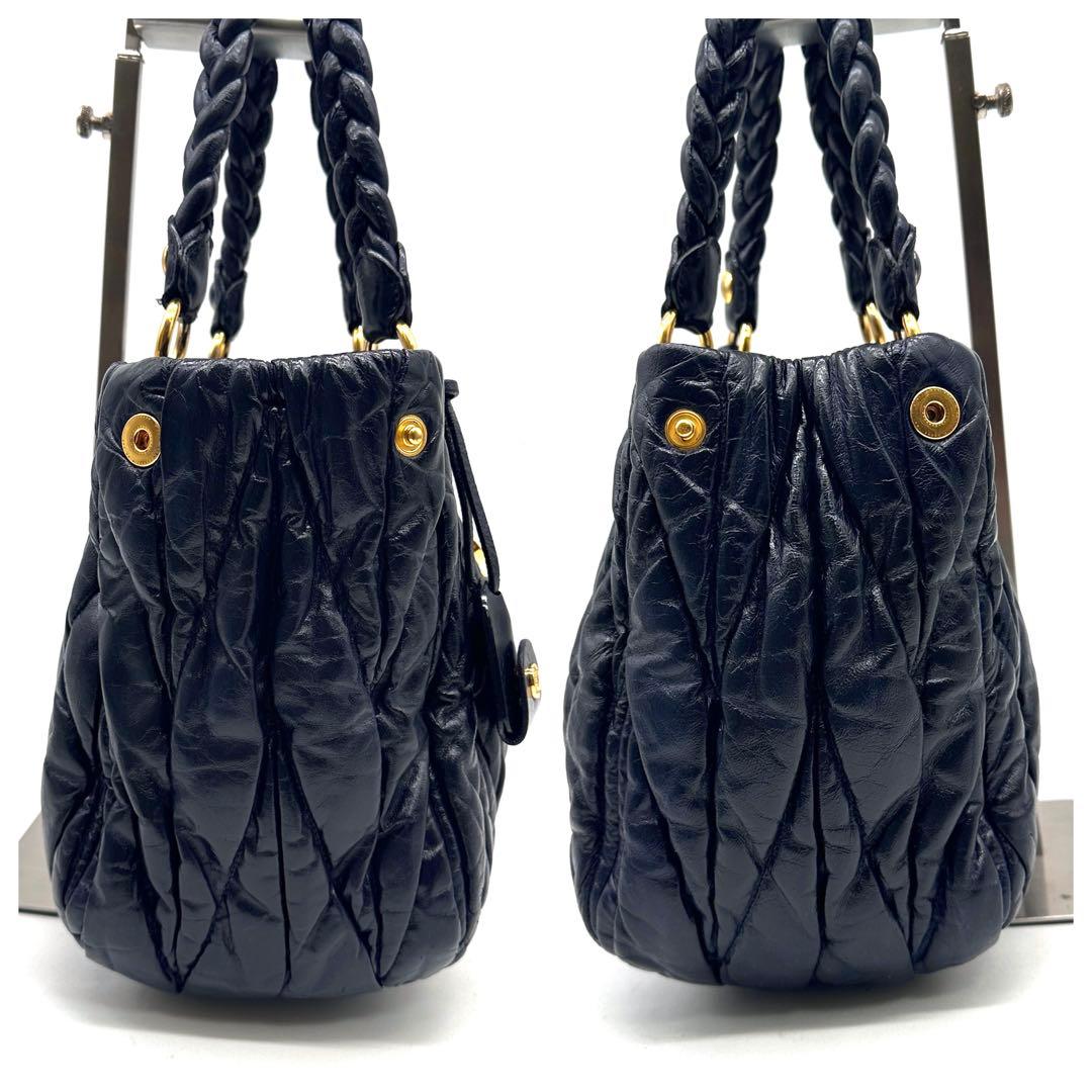 ミュウミュウ マトラッセ 2way ショルダーバッグ ゴールド金具 レザー 濃紺