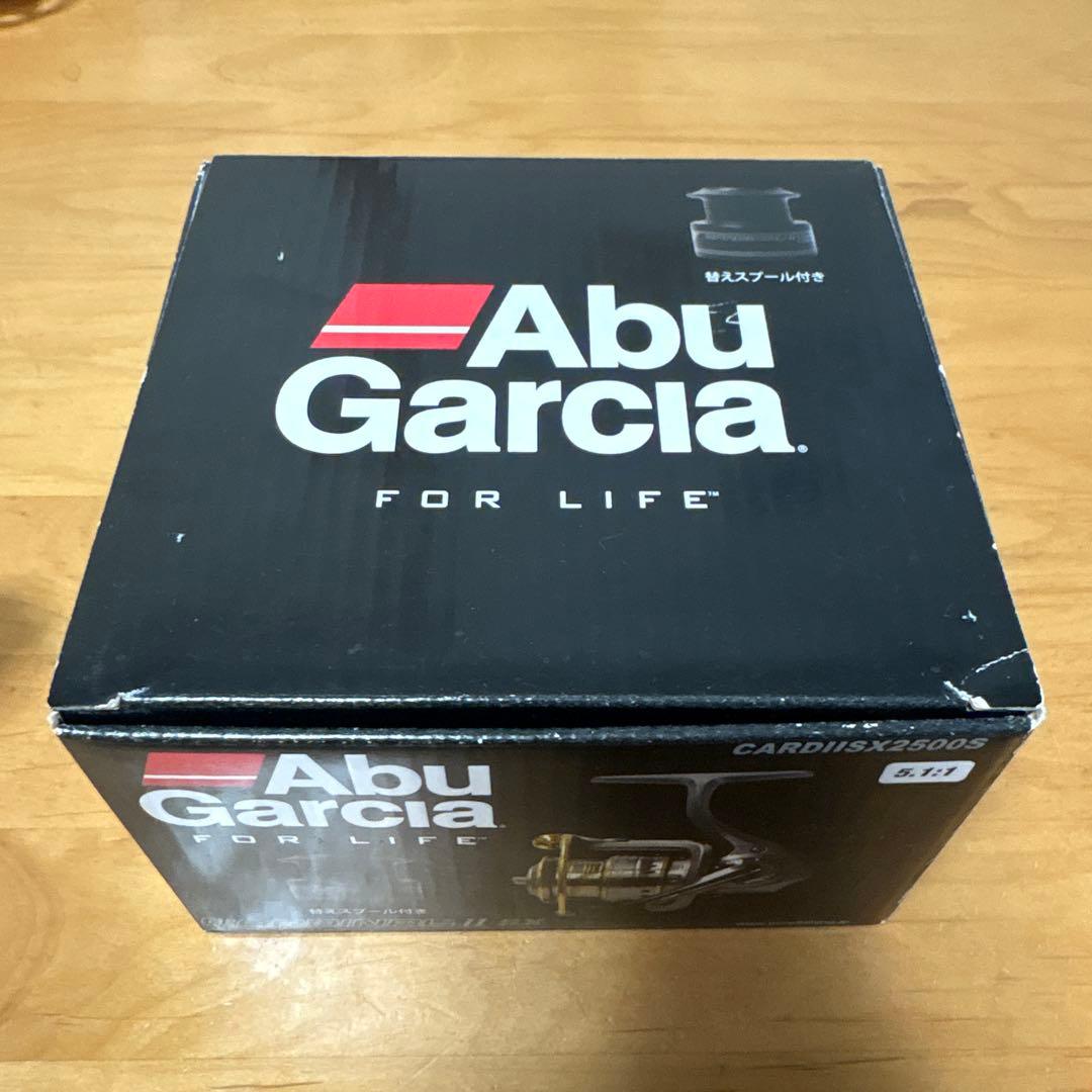 CARDINAL II フィッシングリール