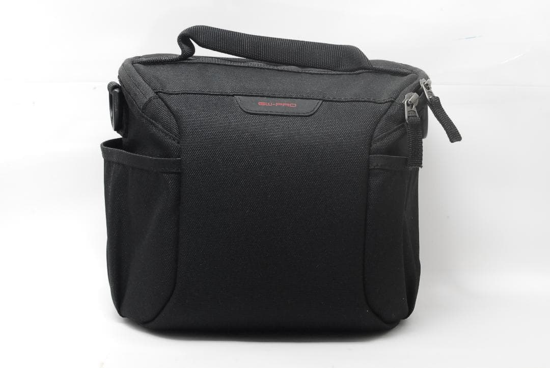 Canon Kiss X9 白 レンズキット 三脚バッグ付