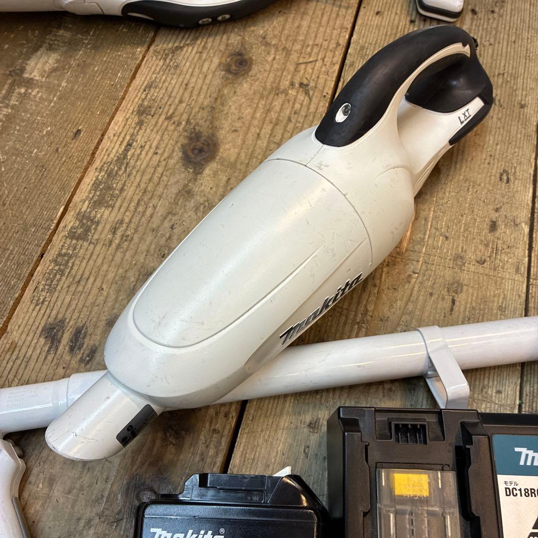 Makita 充電式クリーナー CL180FD 本体＋バッテリー＋充電器