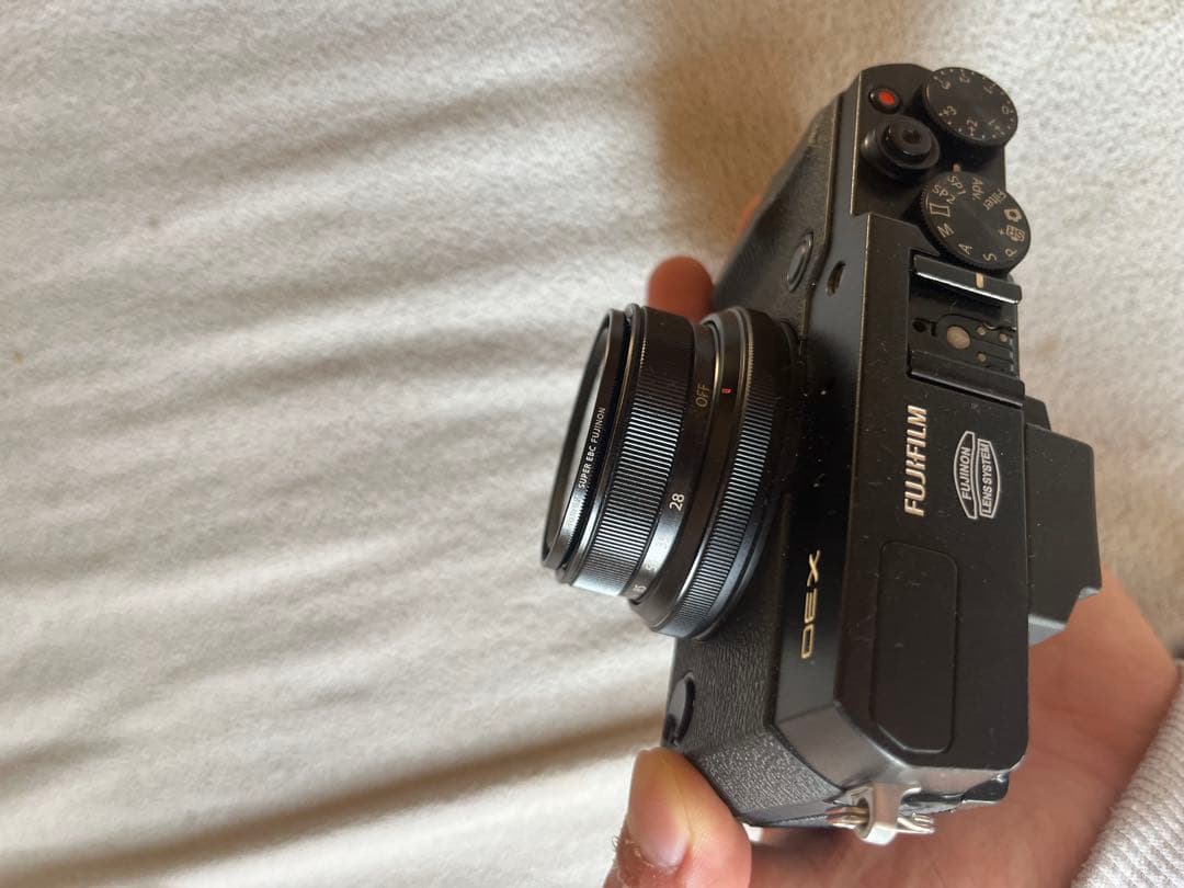 期間限定大幅値下げ中Fujifilm X30 美品　完動品　動作確認済み