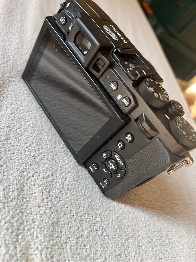 期間限定大幅値下げ中Fujifilm X30 美品　完動品　動作確認済み