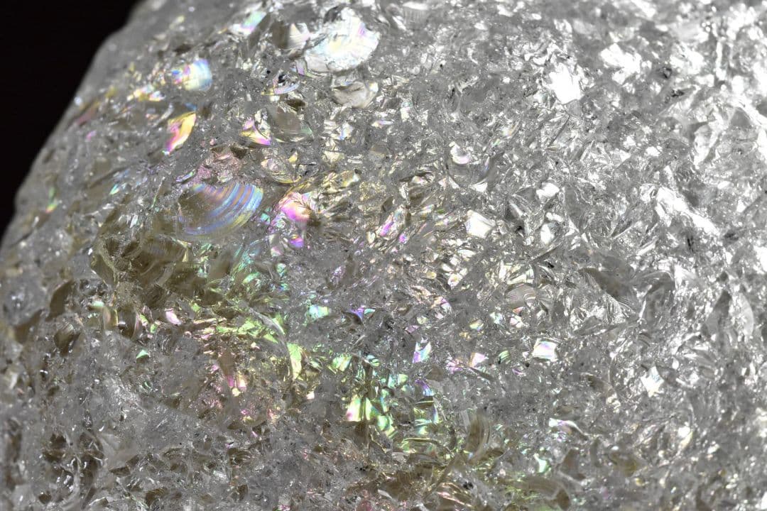 ★タンザニア マニャラ州 kiteto kondowa産クォーツ レインボー入り