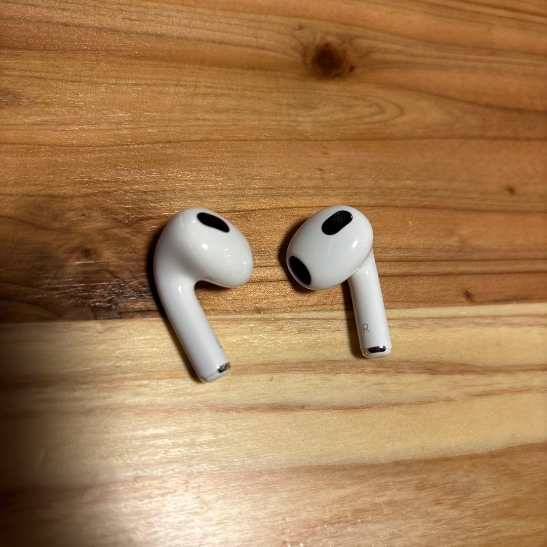 AirPods 第三世代