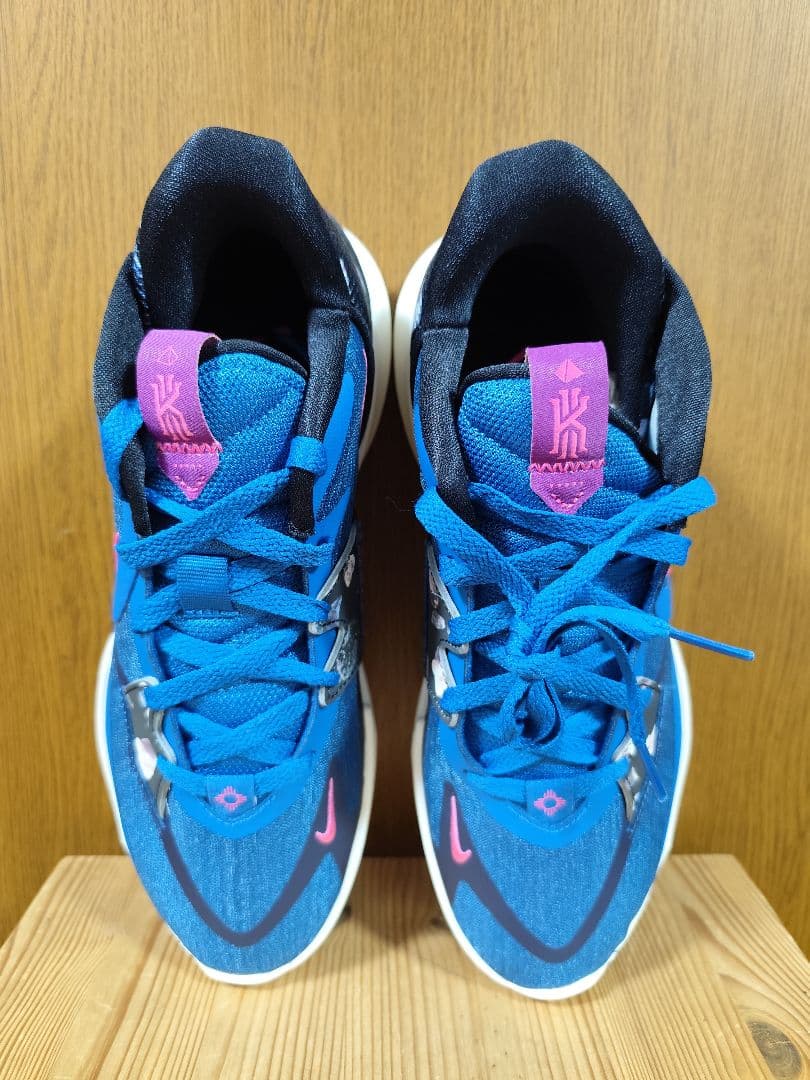 シ*ン様 Nike Kyrie Low5　ナイキ　カイリーロー5　27.0cm