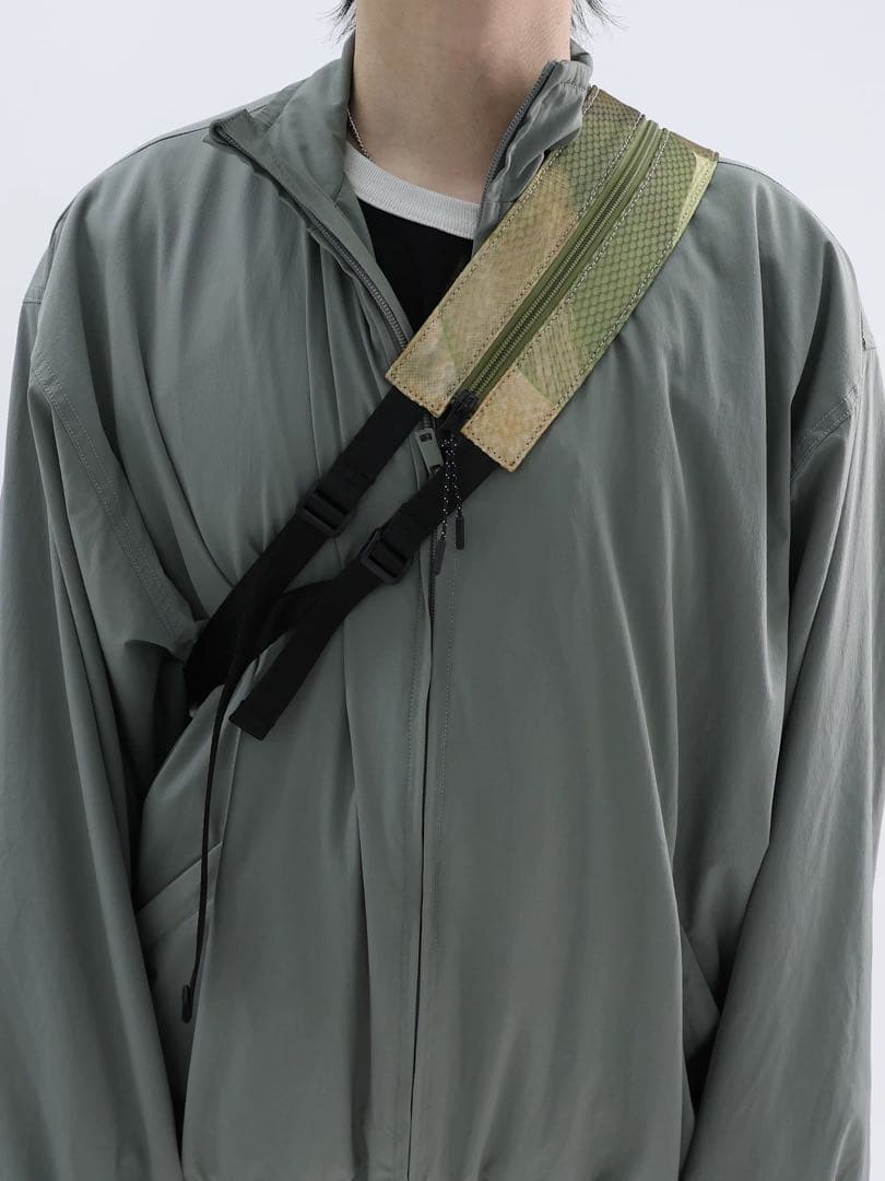 美伢FUZZYKON グランジ カモフラージュ柄 ショルダーバッグ