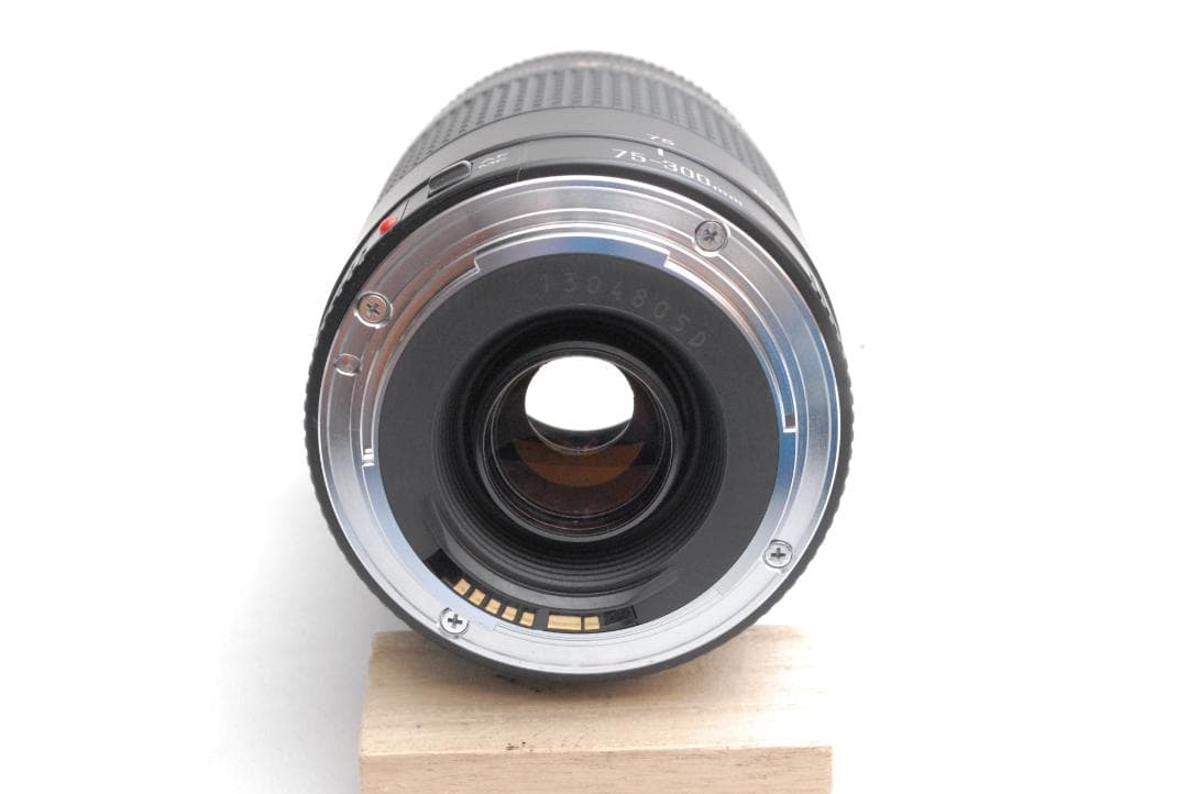 CANON ZOOM LENS EF 75-300mm 1:4-5.6 ⅡUSM